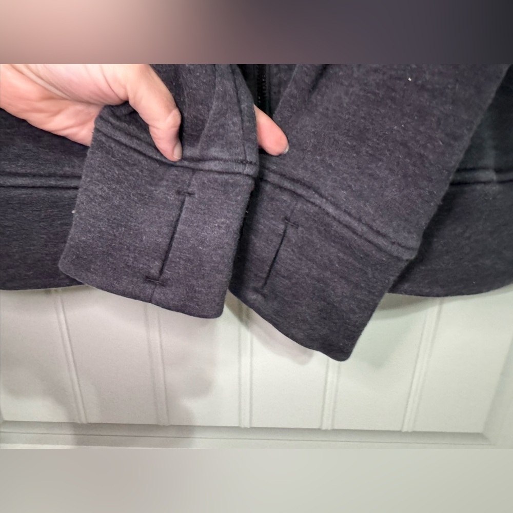 Lululemon Scuba Hoodie *Plush Heathered Core Black / Black - Picture 4 of 9